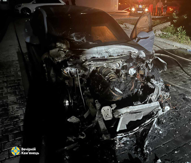 авто згоріло 2