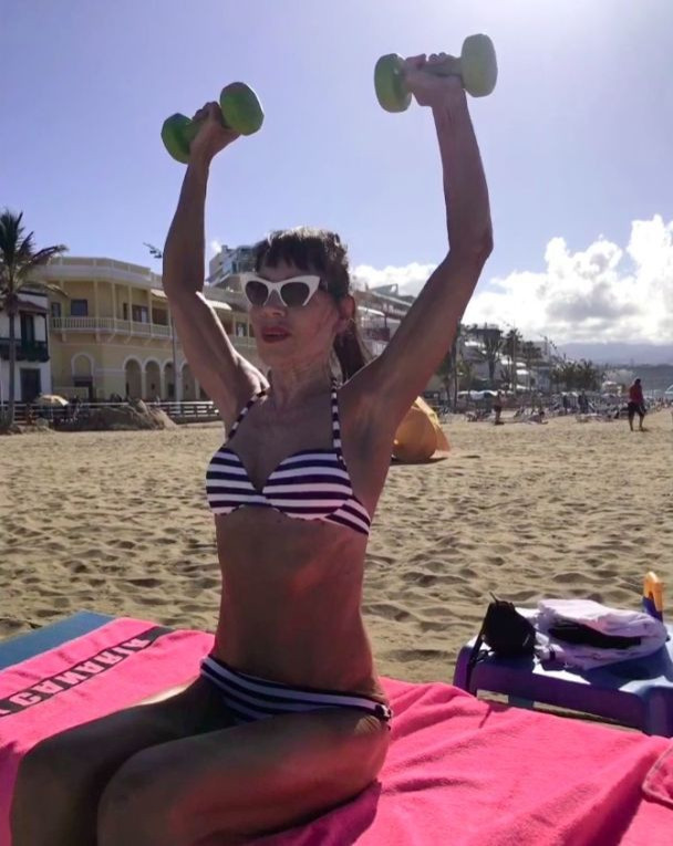 жінка фото 2