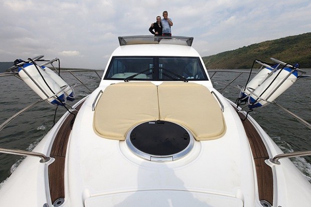 Сергій Ведерніков проводить відпочинок на яхті / Джерело: сторінка кандидата в "ОК"